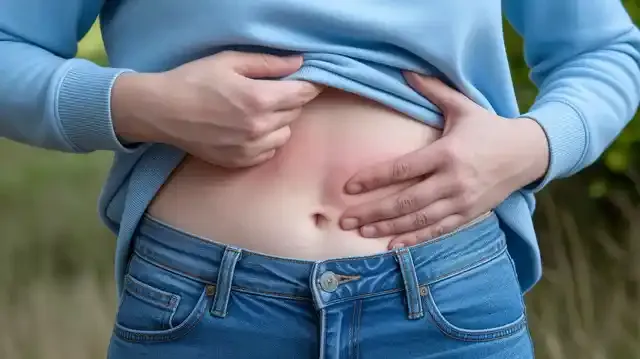 Identify Liver Cirrhosis Signs - Detailed image of symptoms indicating possible liver issues